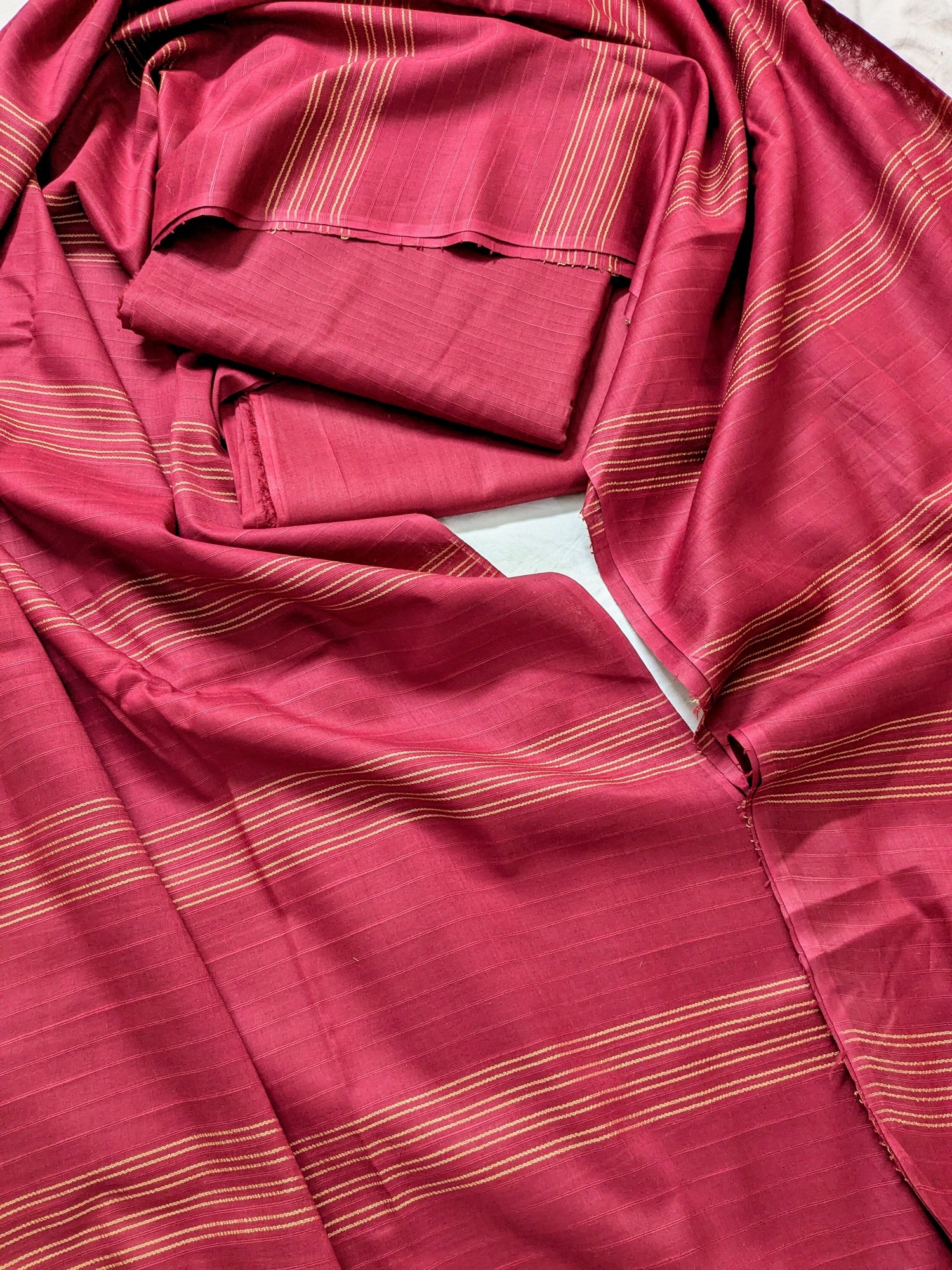 ZARI BANA DORA SLUB LAWN 3PC LUXURIOUS LAWN COLLECTION 2025