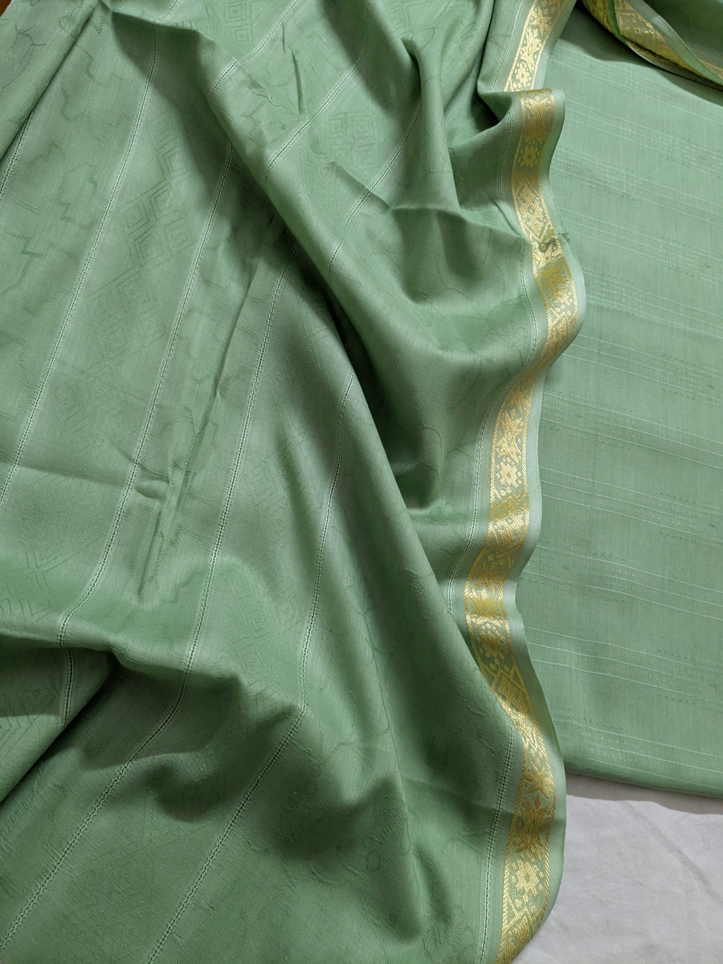 3PC TARKSHI JAQUARD BANA DORA LAWN LUXURIOUS COLLECTION 2025(TR00PS)