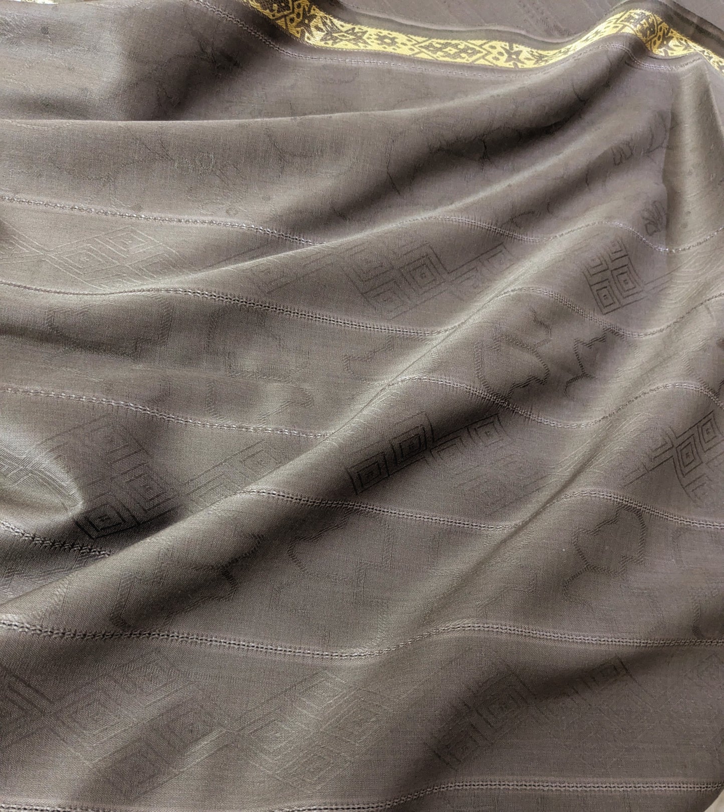 3PC TARKSHI JAQUARD BANA DORA LAWN LUXURIOUS COLLECTION 2025 (TR00CHK)