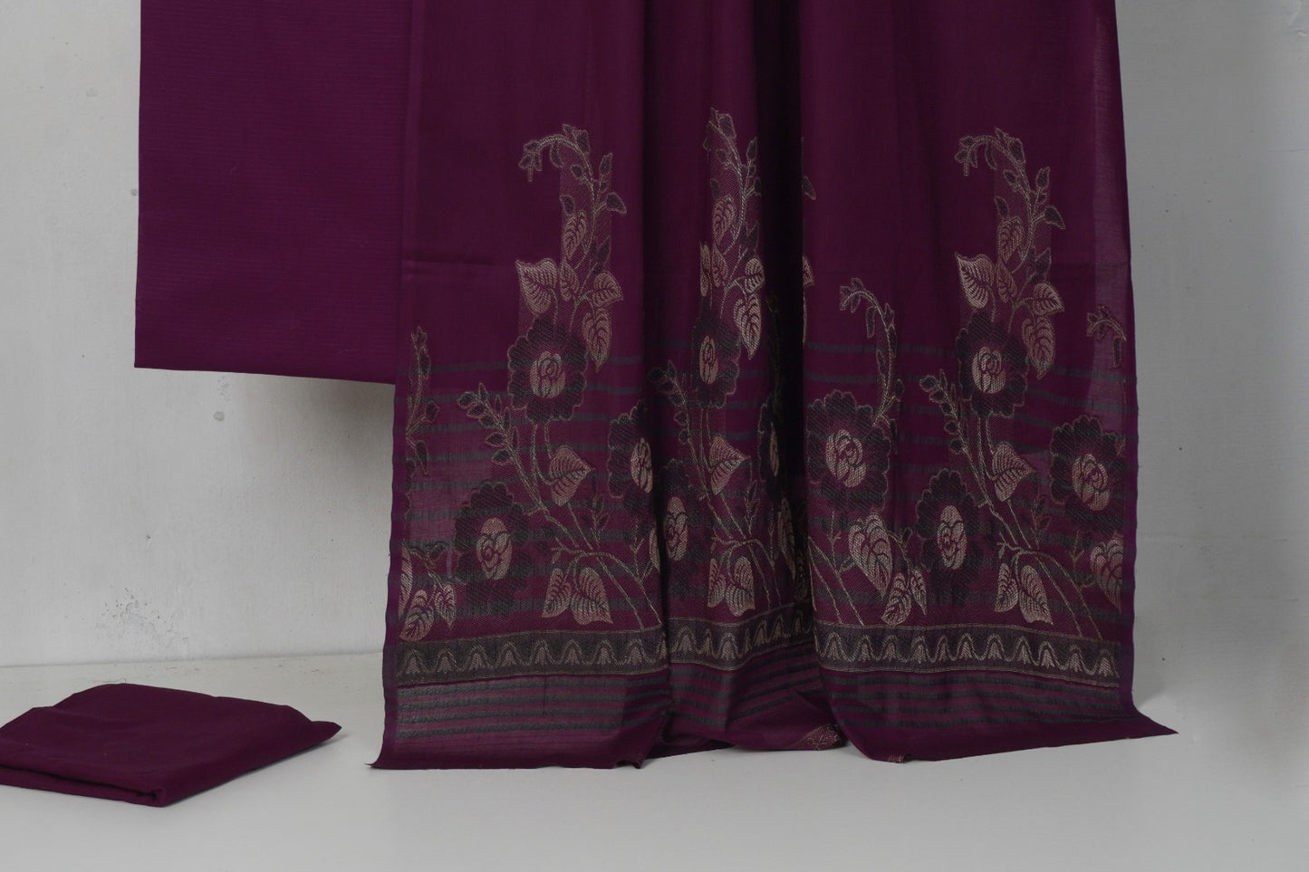 3PC BANA DORA LAWN WITH NEW BANARSI JAQUARD PREMIUM QUALITY DUPATA (3BN00MRG)