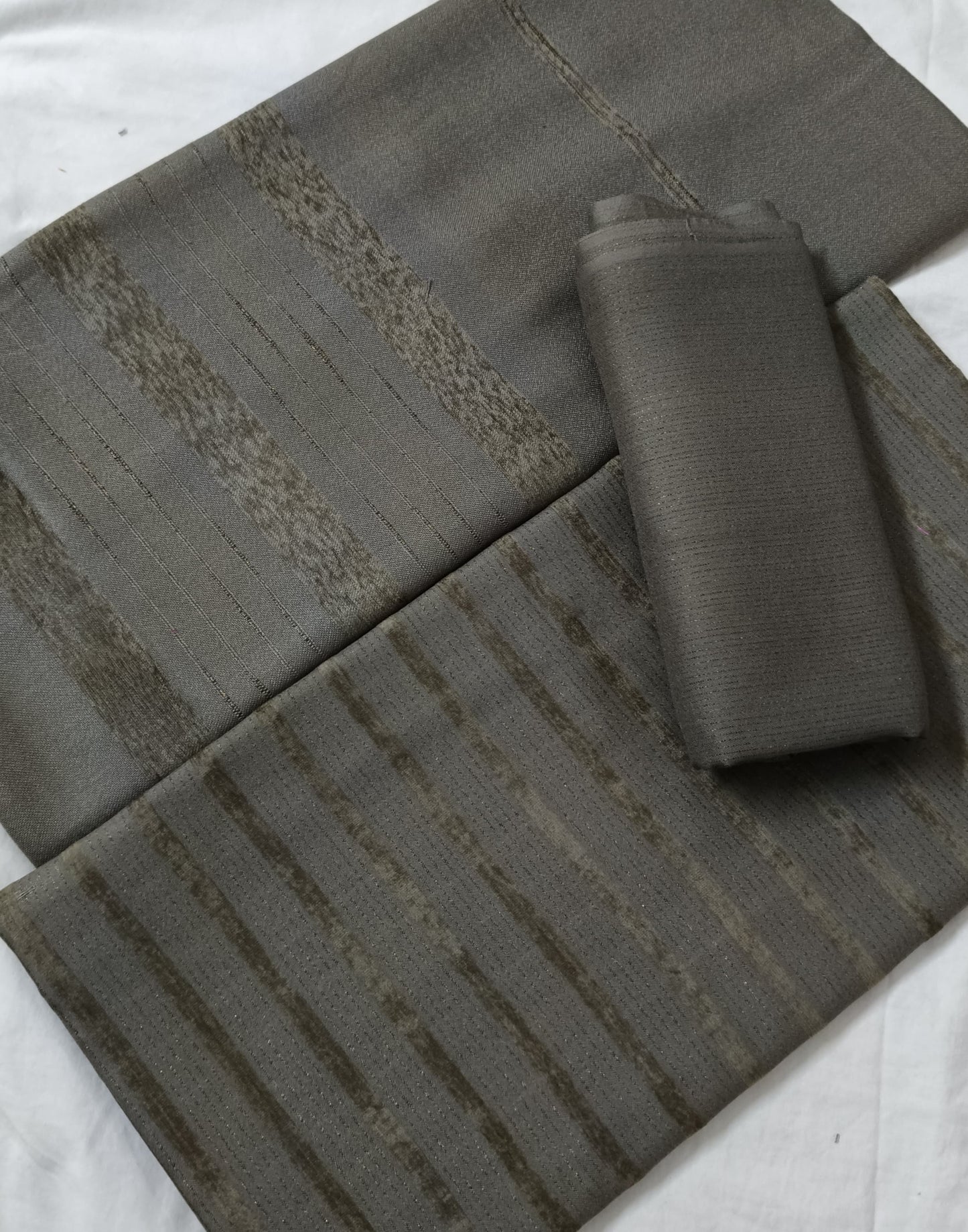 ALPINE ZARI VELVET DHANK MARINA 3PC MOST DEMANDING WINTER COLLECTION 2025 CHEKU COLOR (AVDZ00CHK)