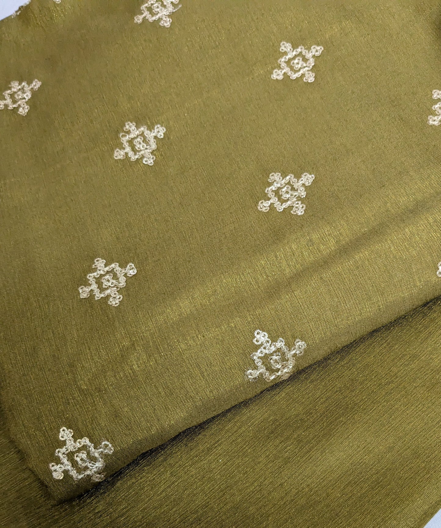 Gold Shemray sequence Embroided 2pc mid season