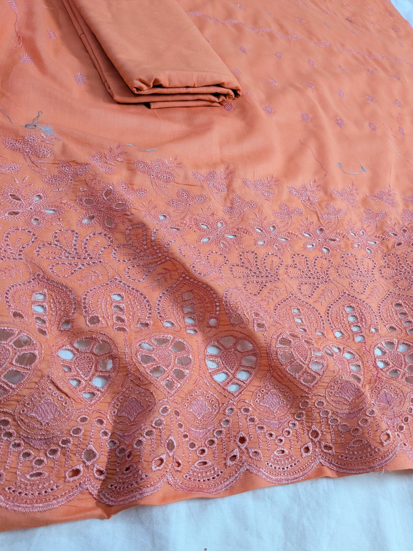 Chiken Embroided Daman Boring 2pc