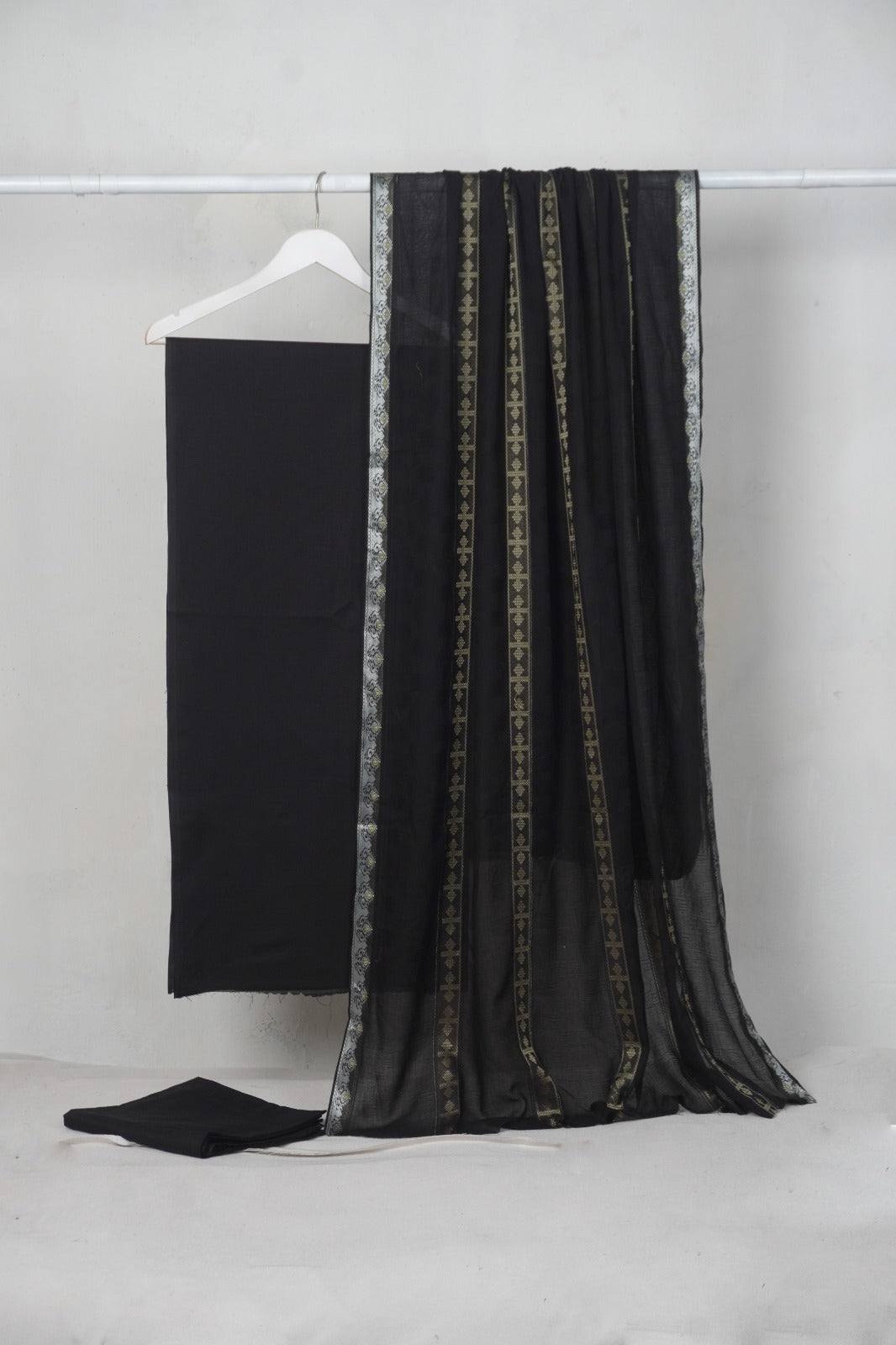 3PC BANA DORA SELF JAQUARD PREMIUM QUALITY SUMMER COLLECTION (BNS00BLK)