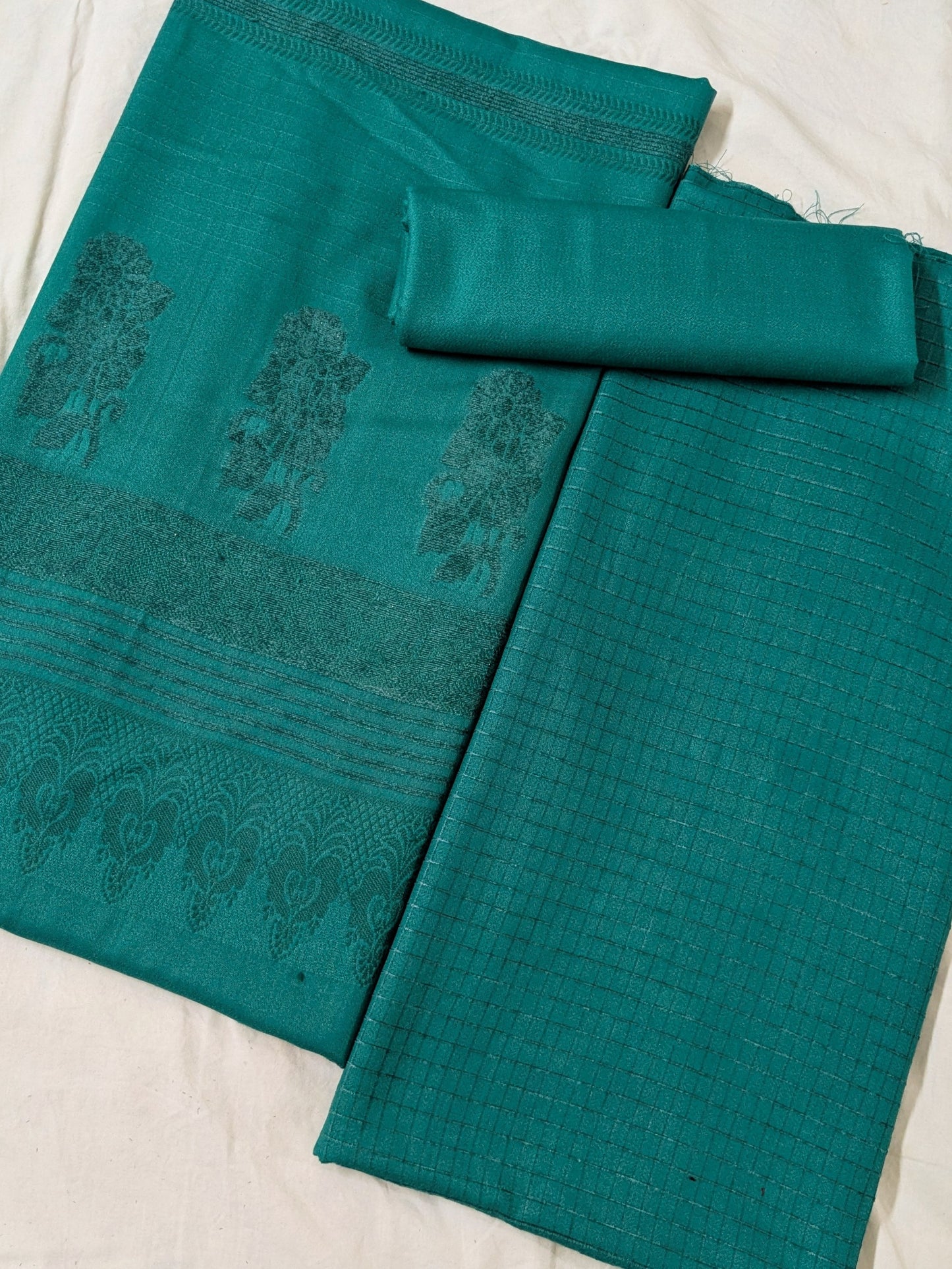 3PC MARINA CHECK VELVET WITH FANCY VELVET BROSHA SHAWL NEW ARRIVAL PREMIUEM QUALITY WINTER COLLECTION (SEA GREEN)