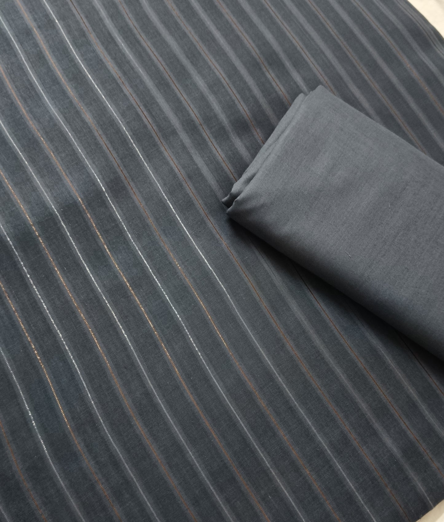 2PC ZARI LINE MOON LITE LAWN LUXURIOUS COLLECTION 2025(ZR00GY)