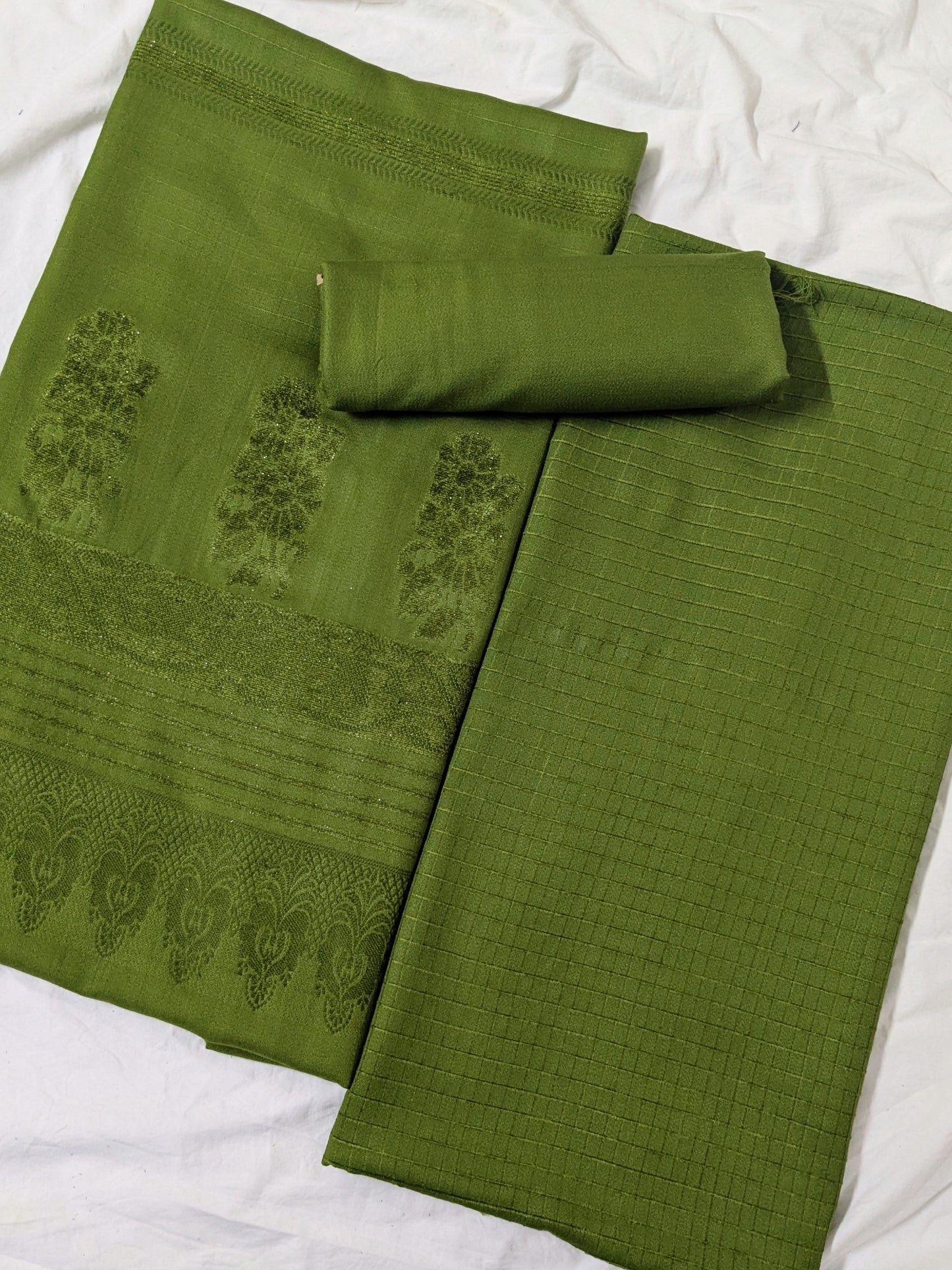 3PC MARINA CHECK VELVET WITH FANCY VELVET BROSHA SHAWL NEW ARRIVAL PREMIUEM QUALITY WINTER COLLECTION (PARROT GREEN)