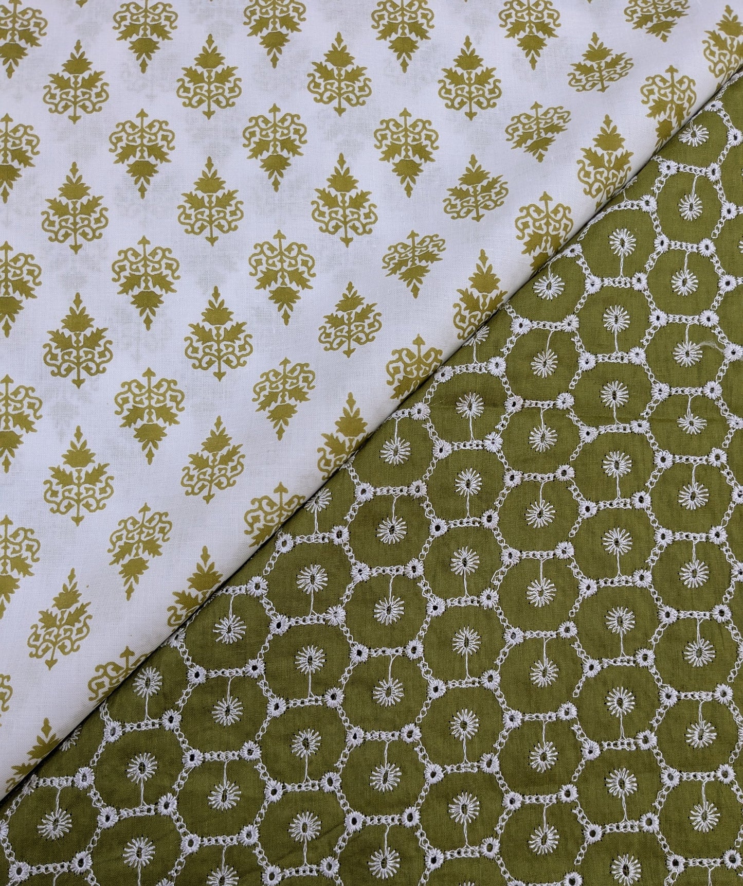 CHICKEN SHIFLY EMBROIDED 2PC LAWN COLLECTION 2025