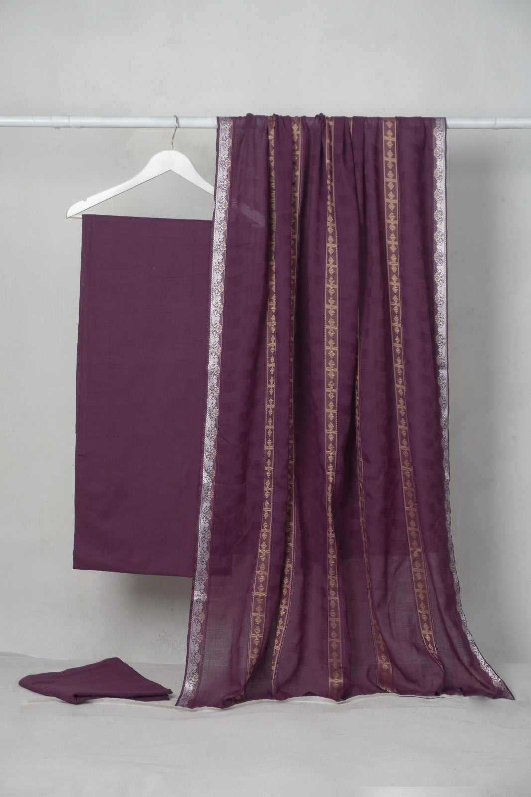 3PC BANA DORA SELF JAQUARD PREMIUM QUALITY SUMMER COLLECTION (BNS00PR)