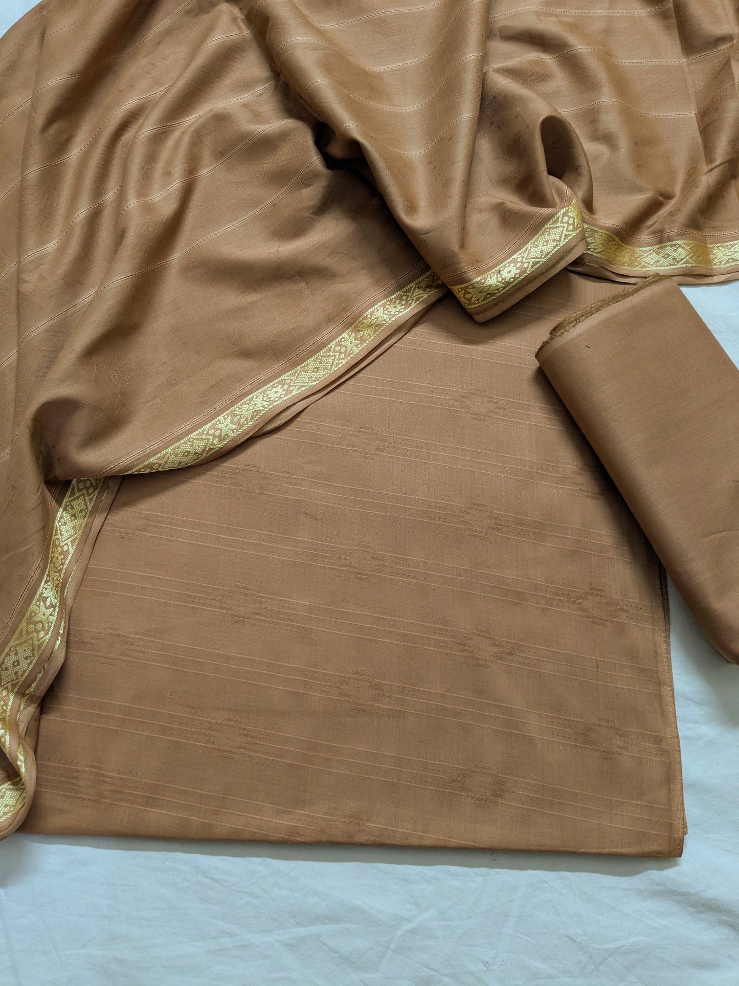 3PC TARKSHI JAQUARD BANA DORA LAWN LUXURIOUS COLLECTION 2025(TR00BR)