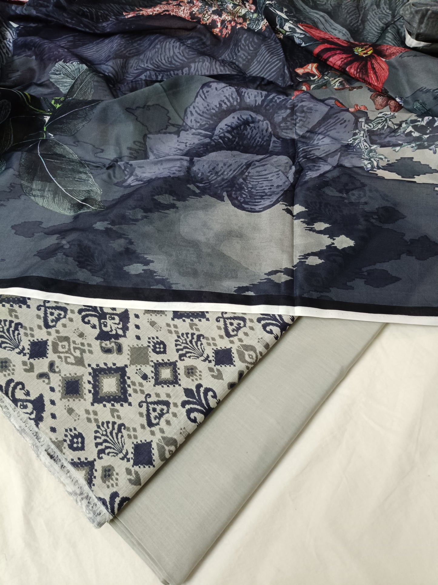 3PC NISHAT DIGITAL PRINT BANA DORA LAWN COLLECTION (NS00D1)