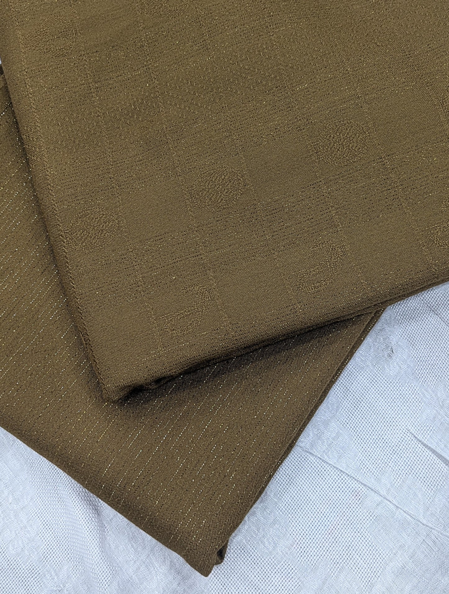 2PC ZARI LINE MOON LITE MARINA WINTER COLLECTION.     ( DARK MHNDI) DESIGN _2