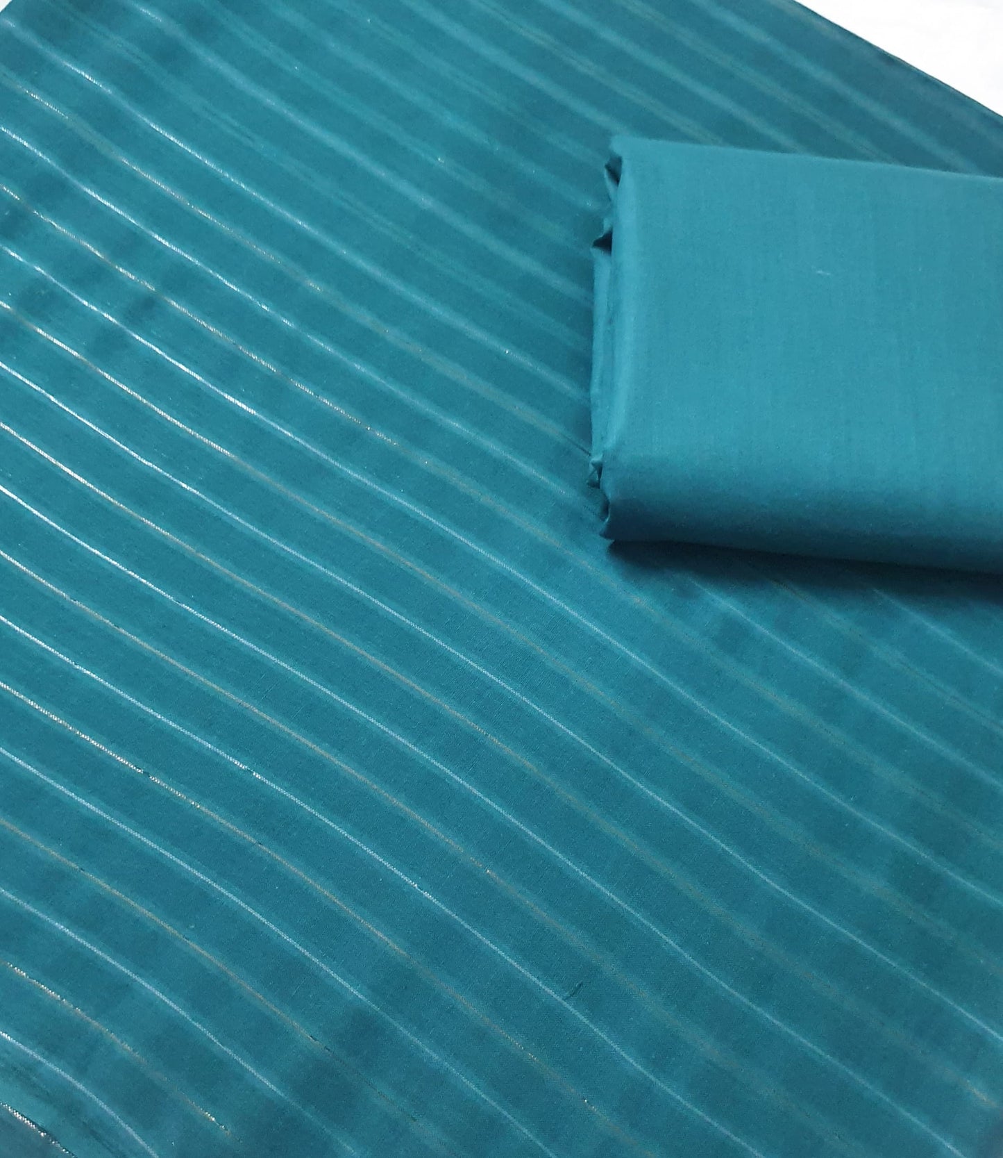 2PC ZARI LINE MOON LITE LAWN LUXURIOUS COLLECTION 2025 (ZRI00ZN)