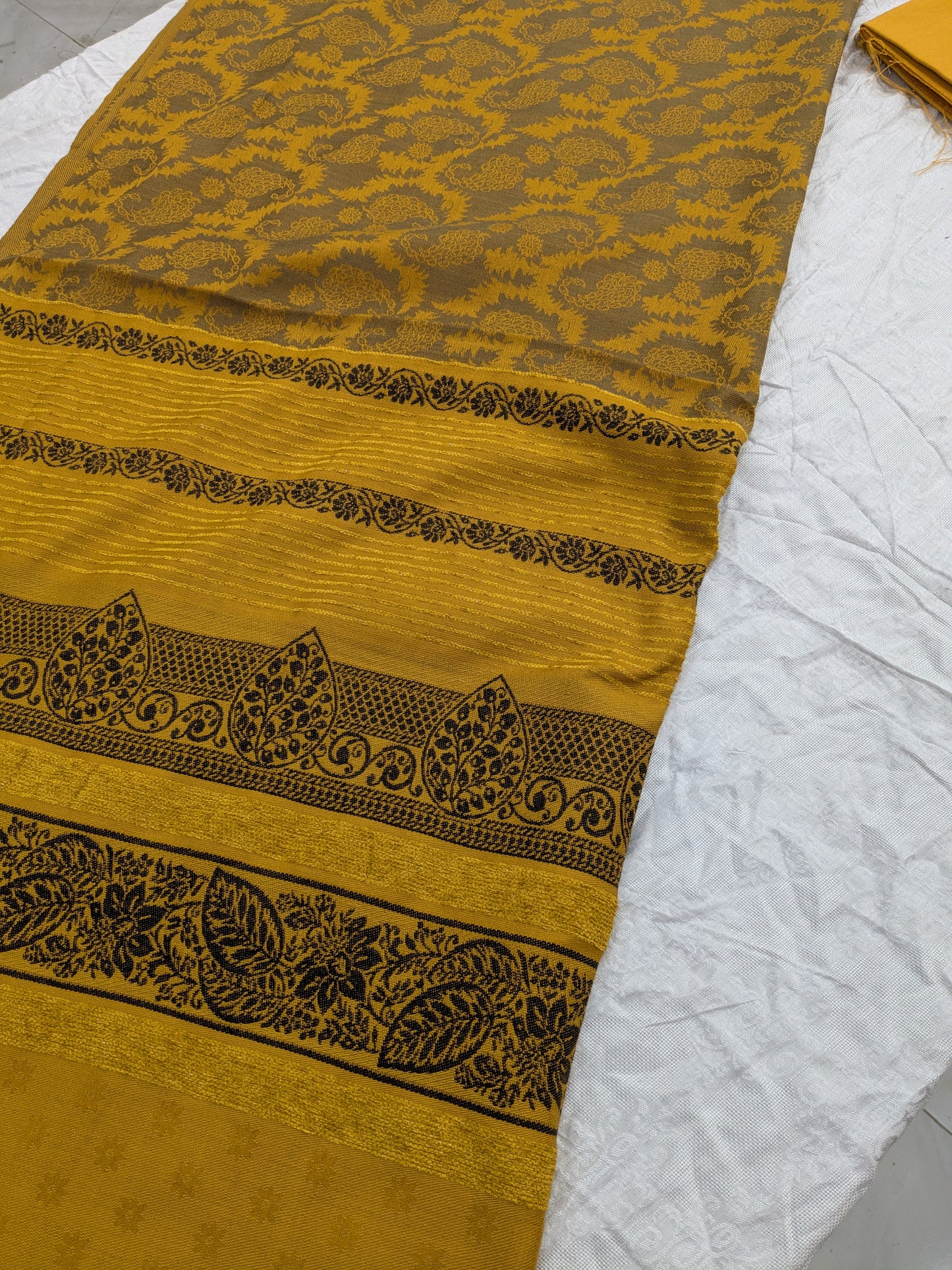 3PC KANI BORDER BANARSI WOOL SHAWL WITH SELF DESIGN SHIRT & TROUSER (MASTRD COLOR)