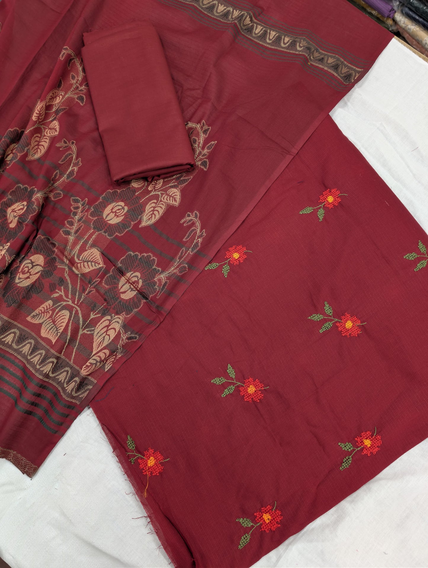 3PC BANA DORA EMBROIDED LAWN WITH BANARSI JAQUARD LAWN DUPATA PREMIUM QUALITY SUMMER COLLECTION (MAHROON COLOR)