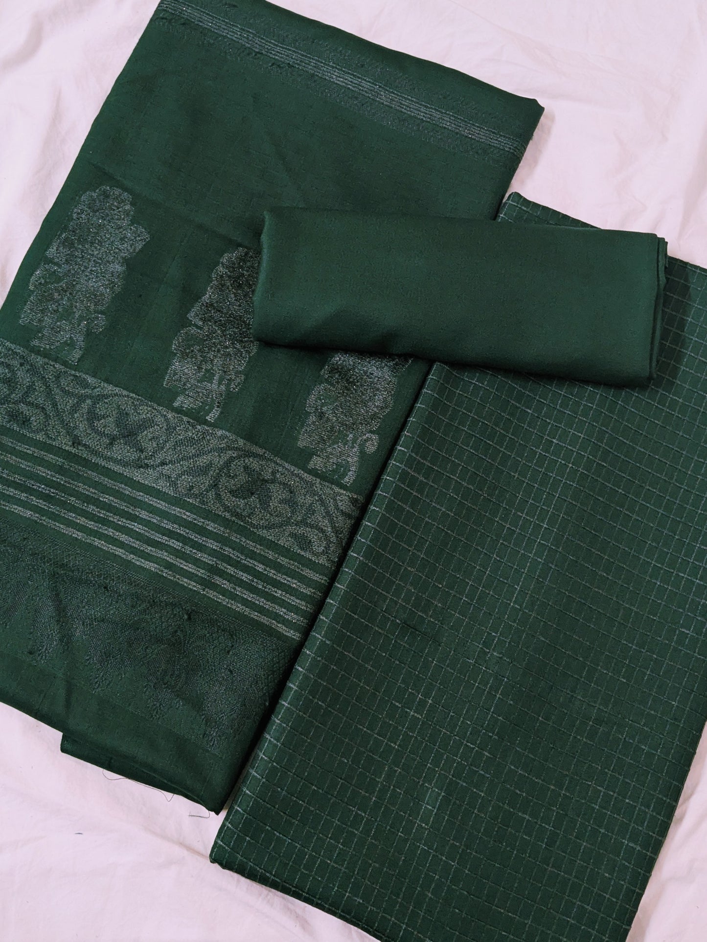 3PC MARINA CHECK VELVET WITH FANCY VELVET BROSHA SHAWL NEW ARRIVAL PREMIUEM QUALITY WINTER COLLECTION (BOTTLE GREEN)