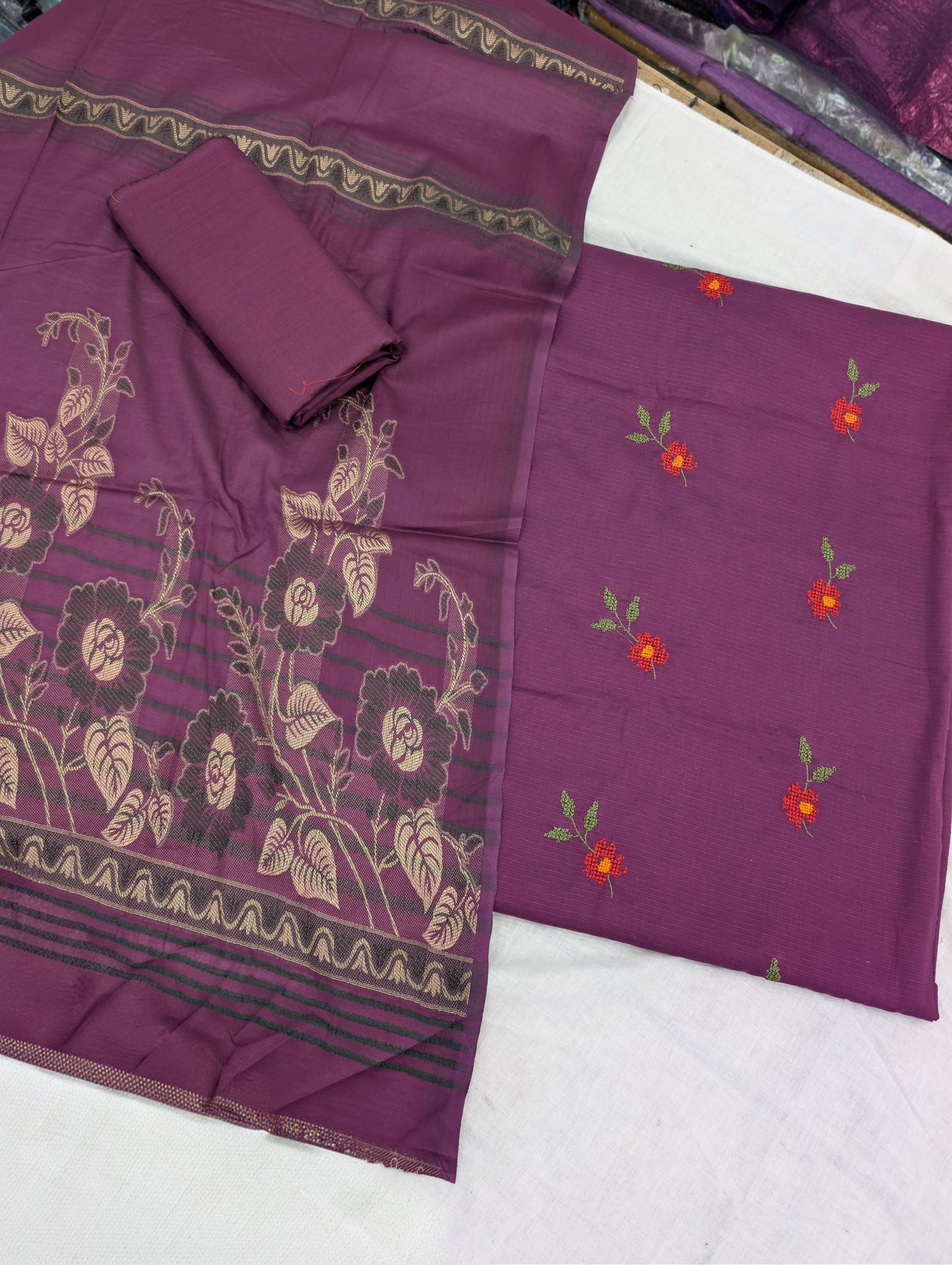 3PC BANA DORA EMBROIDED LAWN WITH BANARSI JAQUARD LAWN DUPATA PREMIUM QUALITY SUMMER COLLECTION (PURPLE COLOR)
