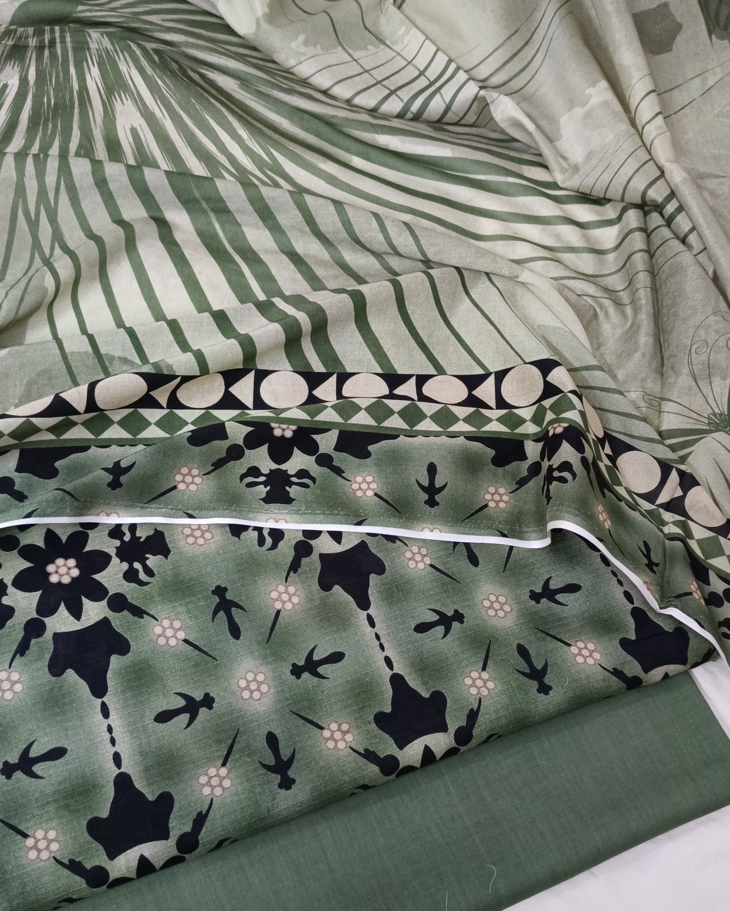 3PC NISHAT DIGITAL PRINT BANA DORA LAWN COLLECTION (NS00D7)