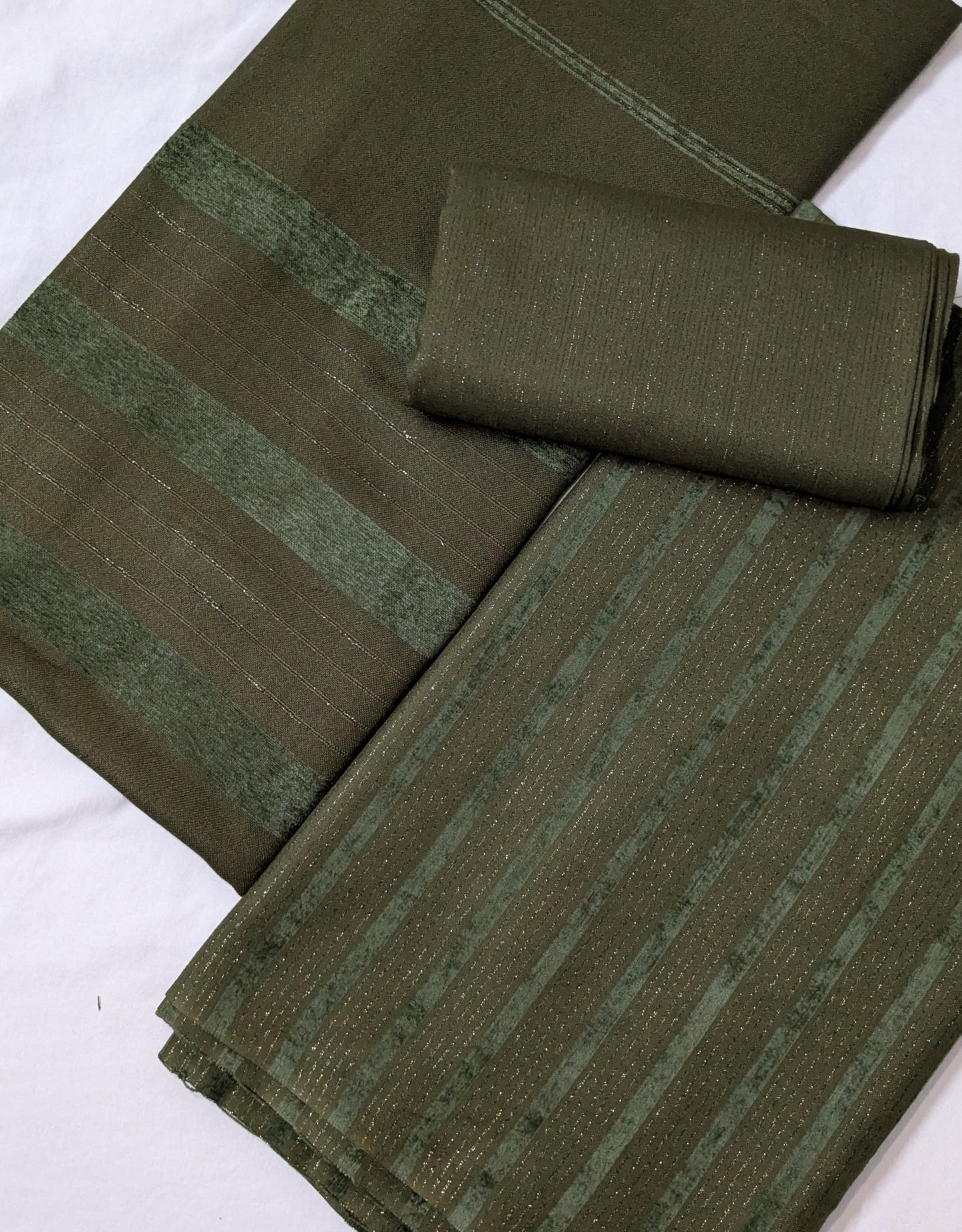 3PC ALPINE ZARI VELVET MARINA MOST DEMANDING WINTER COLLECTION MUD GREEN COLOR (AVDZ00MDGR)