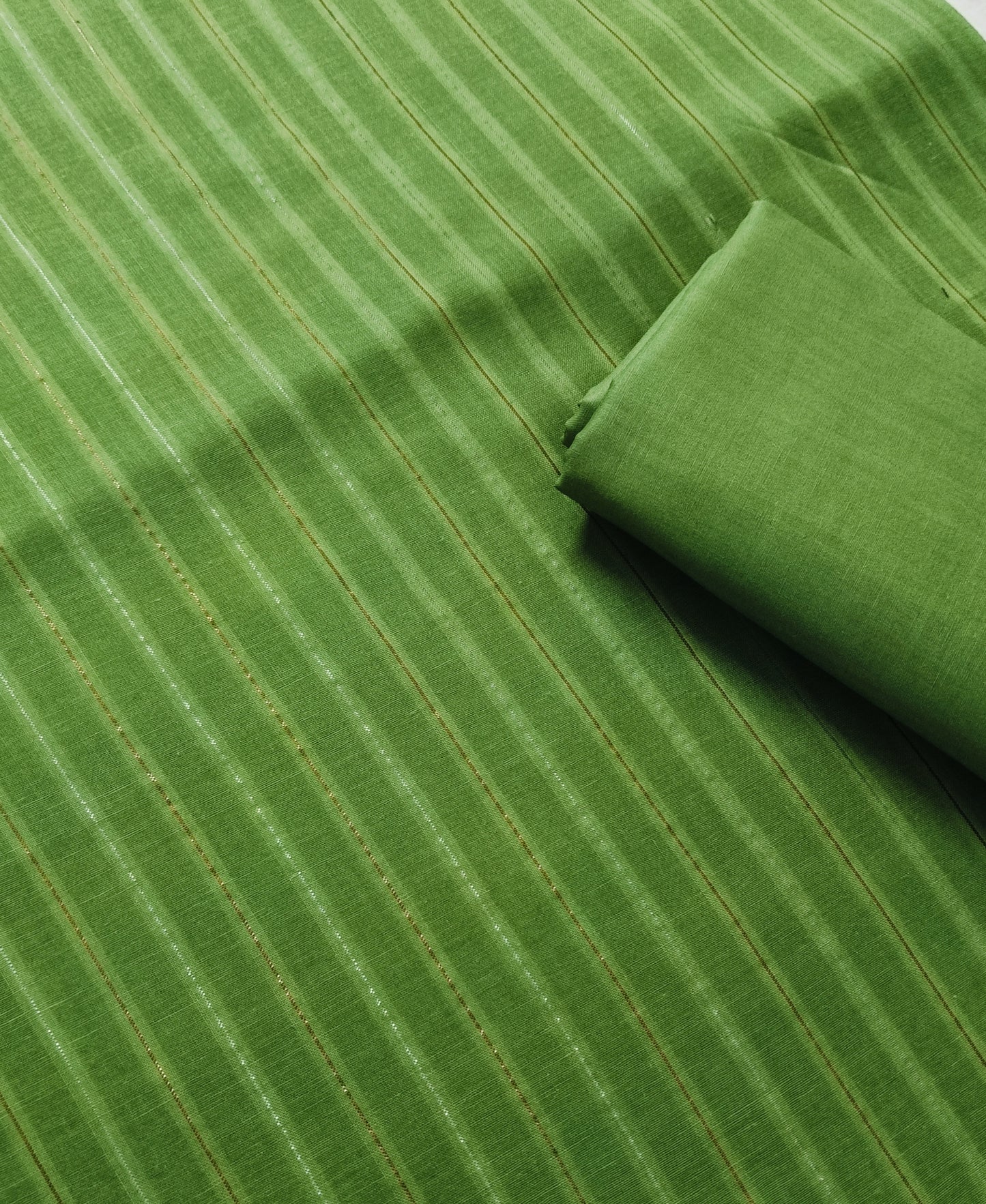 2PC ZARI LINE MOON LITE LAWN LUXURIOUS COLLECTION 2025(ZR00PRT)