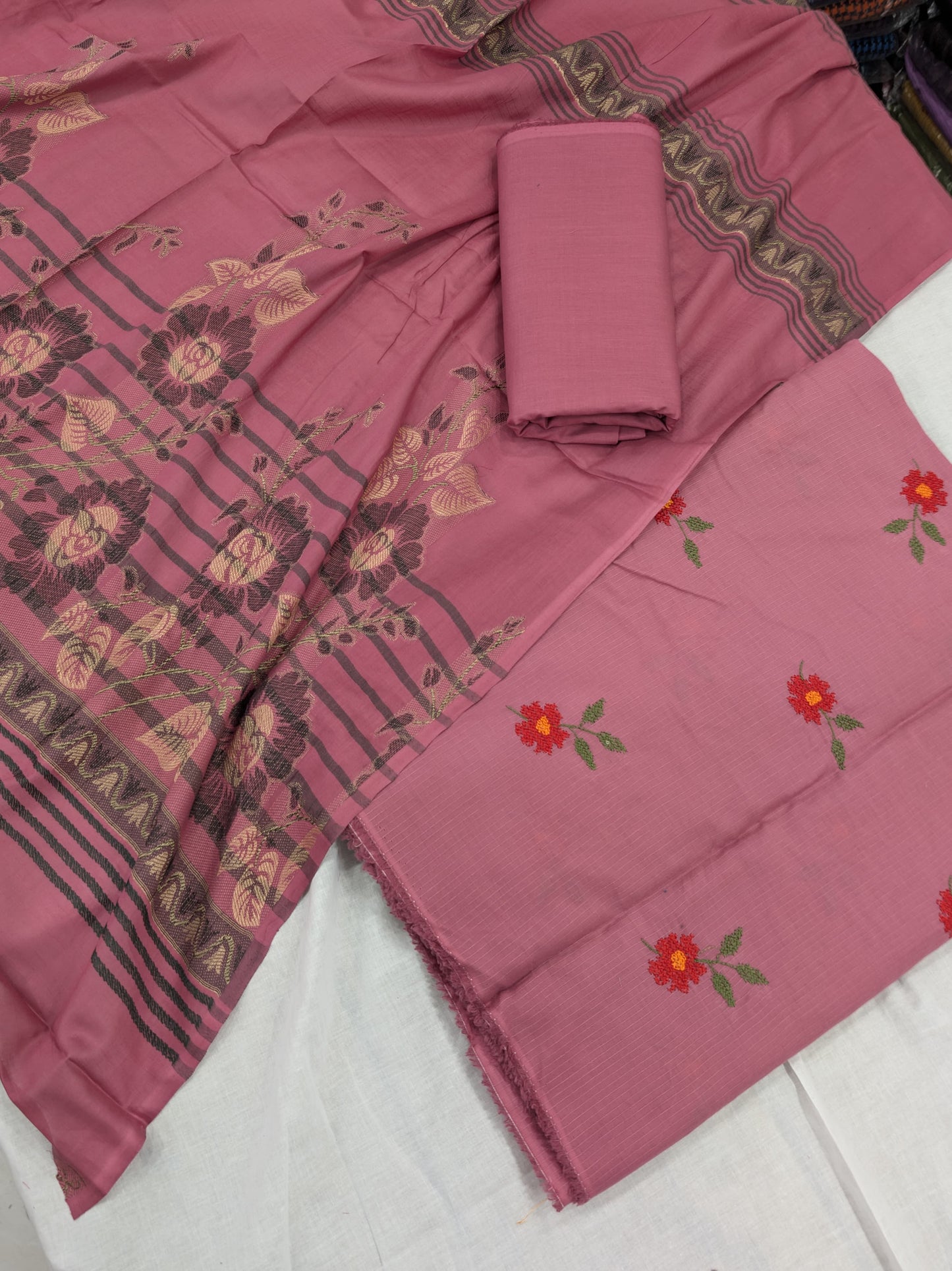 3PC BANA DORA EMBROIDED LAWN WITH BANARSI JAQUARD LAWN DUPATA PREMIUM QUALITY SUMMER COLLECTION(TEA PINK)